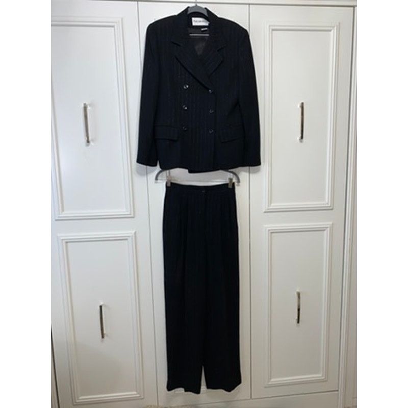 JH Collectibles JH Collectibles Women's Black Pinstripe PantSuit Set Size 10 Size 32" / US 10 / IT 46 - 2 Thumbnail