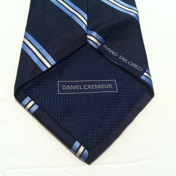 Daniel Cremieux DANIEL CREMIEUX MEN'S NAVY 100%SILK TIE WIDTH: 3 5/8" Size ONE SIZE - 4 Thumbnail