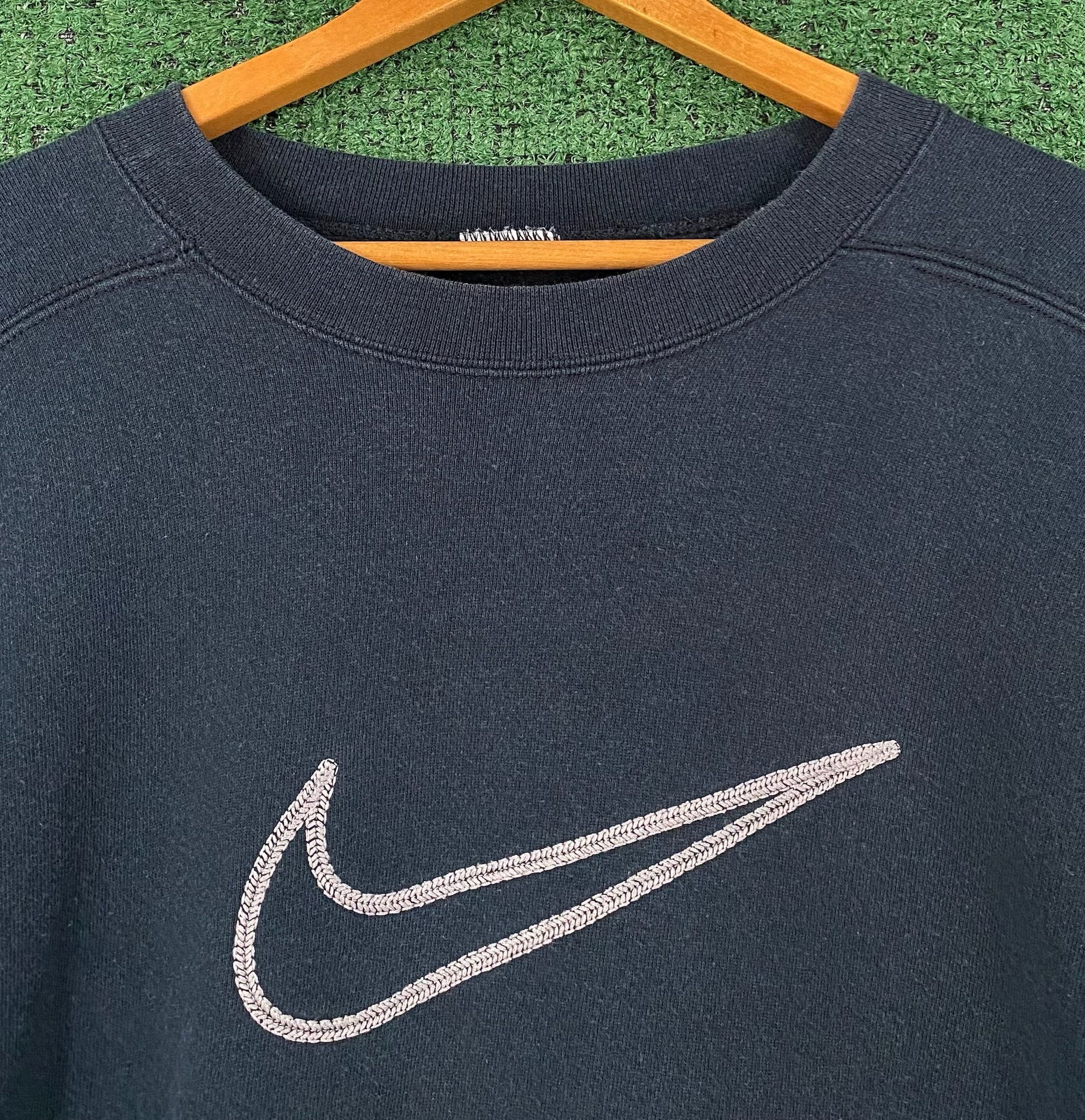 Nike 90’s Nike Big Swoosh Embroidered Logo Faded Sweatshirt XL Size US XL / EU 56 / 4 - 2 Thumbnail