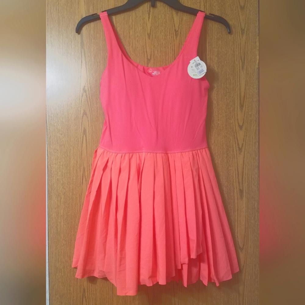 Designer NWT Aerie Pink Sleeveless Romper Size Medium Size 32" / US 10 / IT 46 - 1 Thumbnail