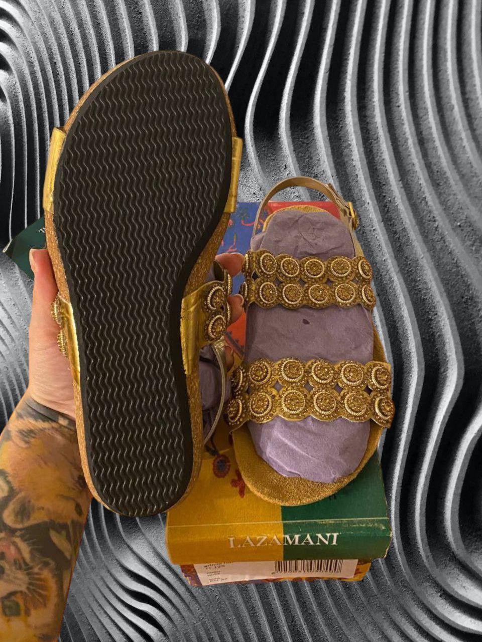 Vintage Elegant Gold Sandals by Lazamani - Size 37 - Special Offer! Size US 6 / IT 36 - 6 Thumbnail