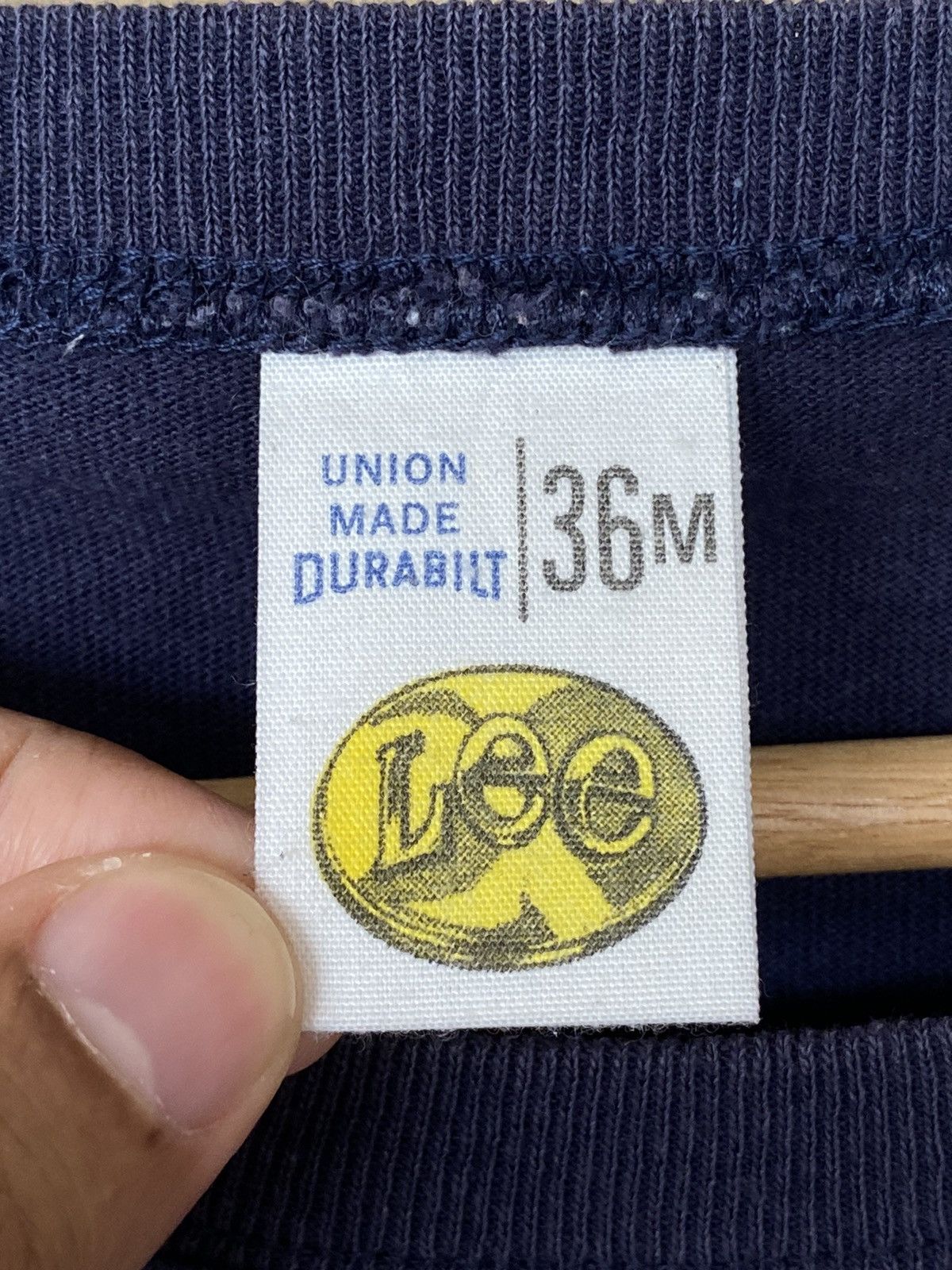 Vintage Vintage Lee Pocket Tees Size US M / EU 48-50 / 2 - 6 Thumbnail