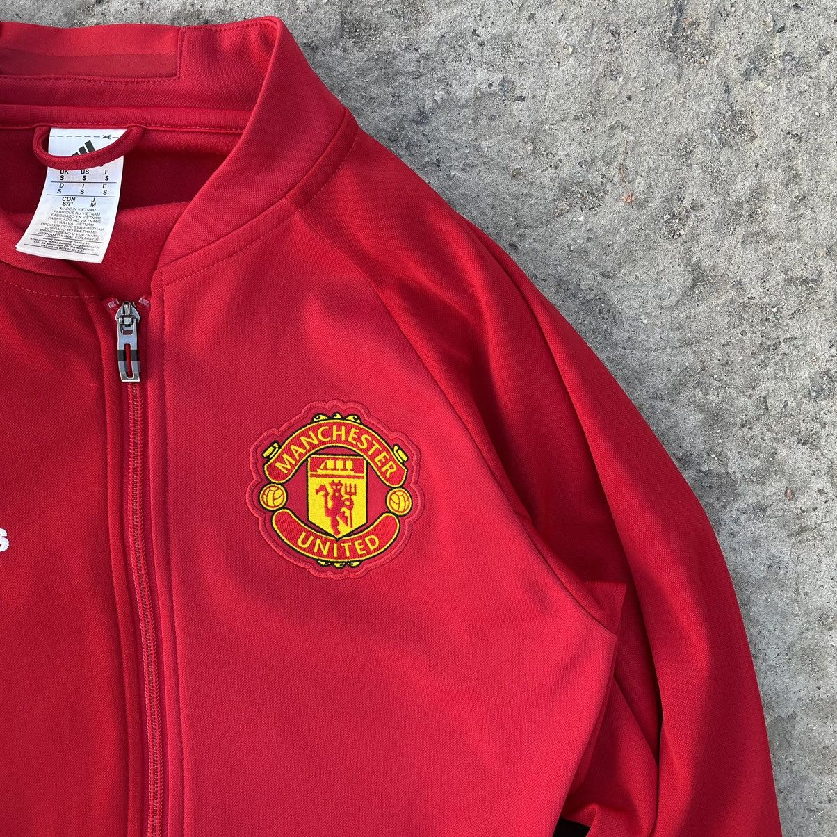 Adidas Vintage Adidas Manchester United Zip Sweater Y2K Football Size US S / EU 44-46 / 1 - 5 Thumbnail