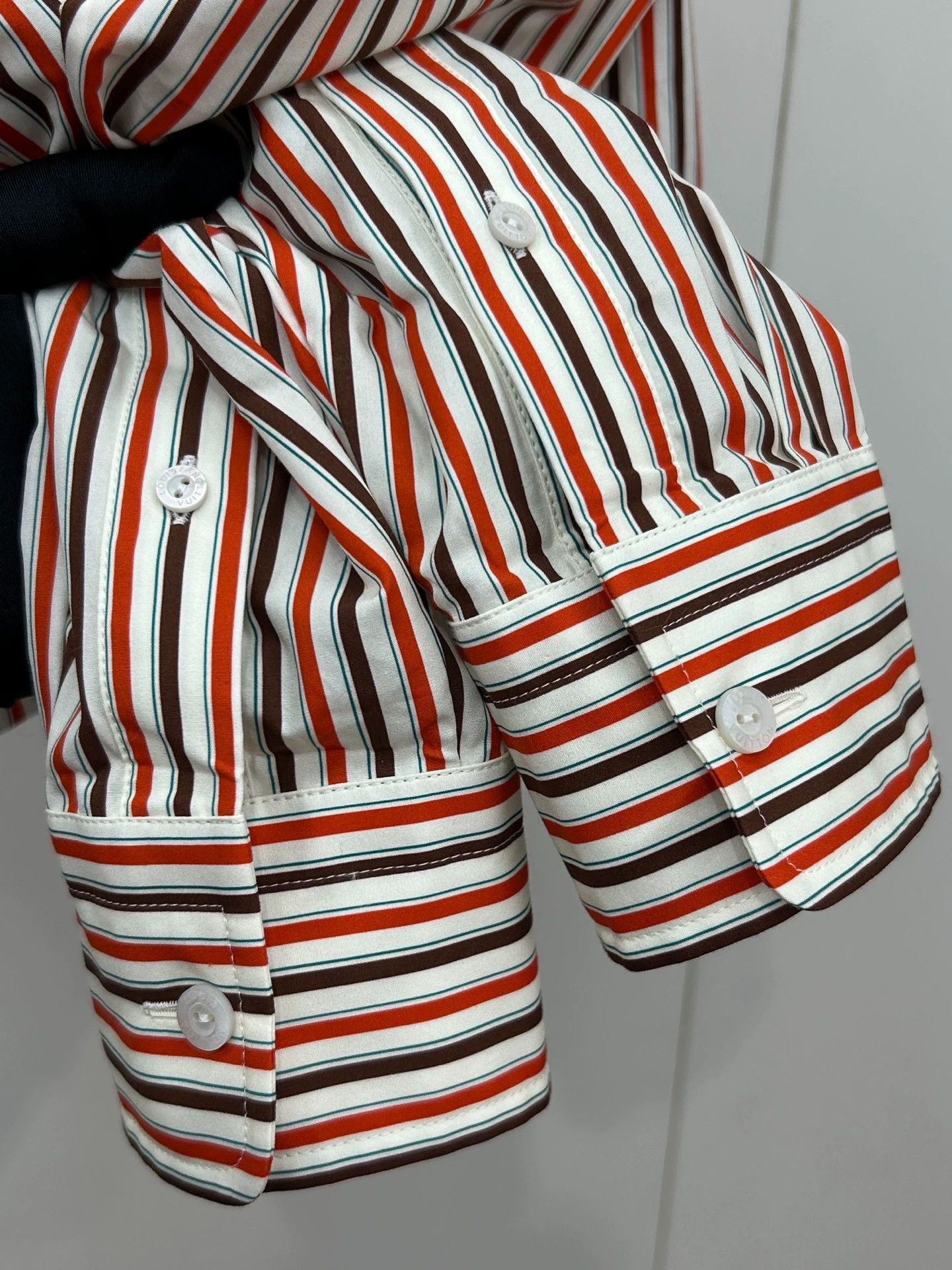 Louis Vuitton LV26 New Letter Stripe Short Shirt Size 32 Size XXS / US 00 / IT 34 - 8 Thumbnail
