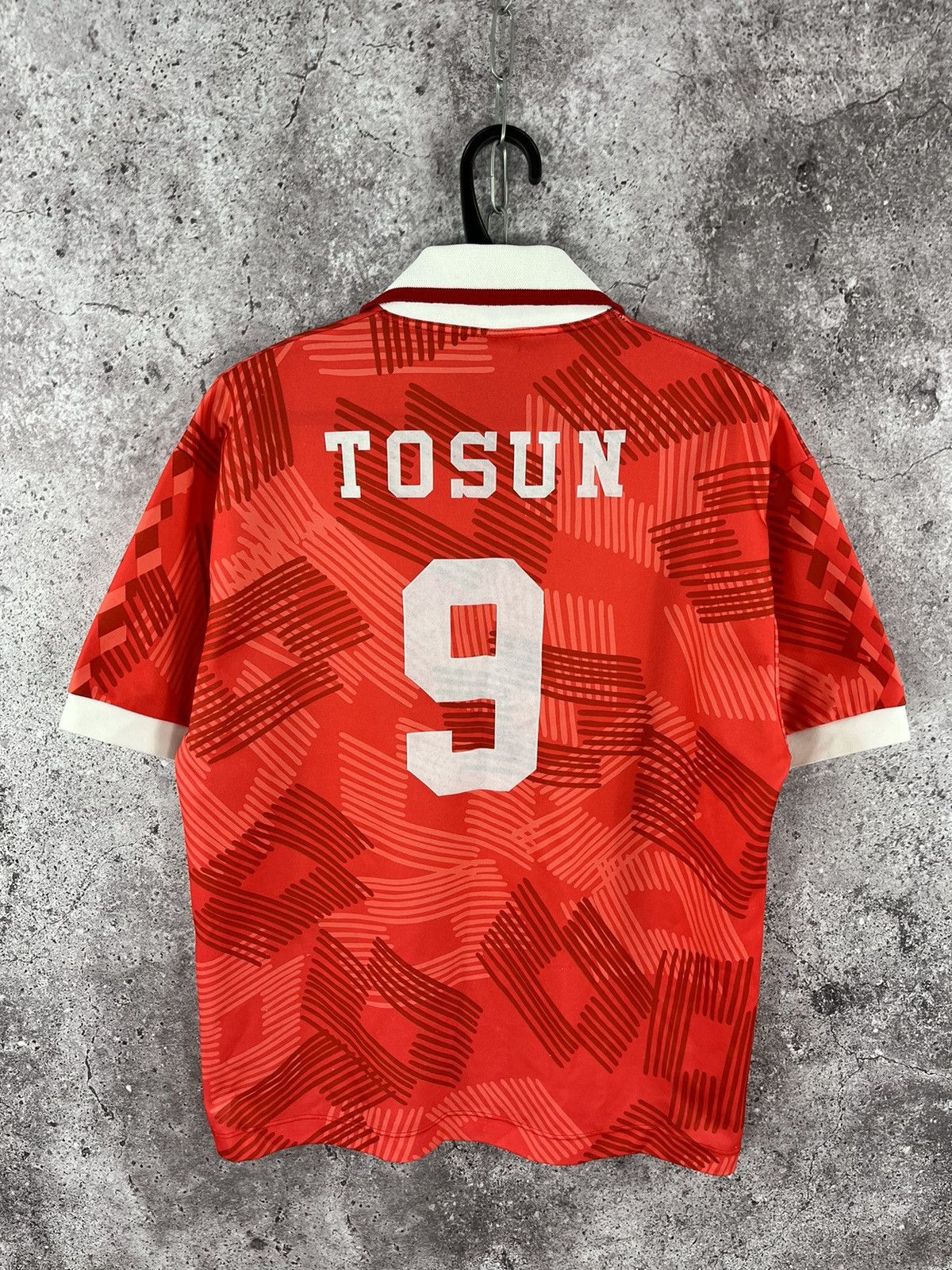 Lotto Sport × Vintage Vintage 90’s Lotto Soccer Jersey #9 TOSUN Red Tee Size L Size US L / EU 52-54 / 3 - 9 Thumbnail