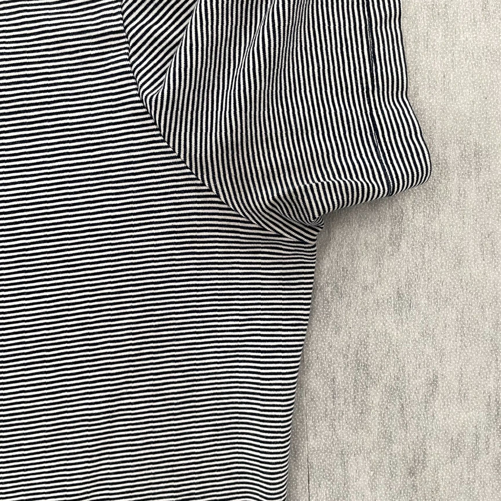 Lululemon Lululemon Active Shirt Men Large Blue Striped Short Sleeve V-Neck Athleisure Size US L / EU 52-54 / 3 - 6 Thumbnail