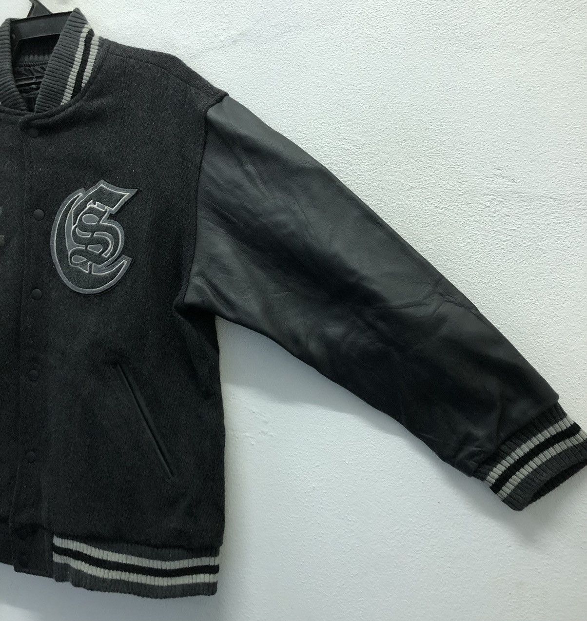 Japanese Brand Vintage Japanese Brand mlxl BRTH Vacant Varsity Jacket Size US L / EU 52-54 / 3 - 8 Thumbnail