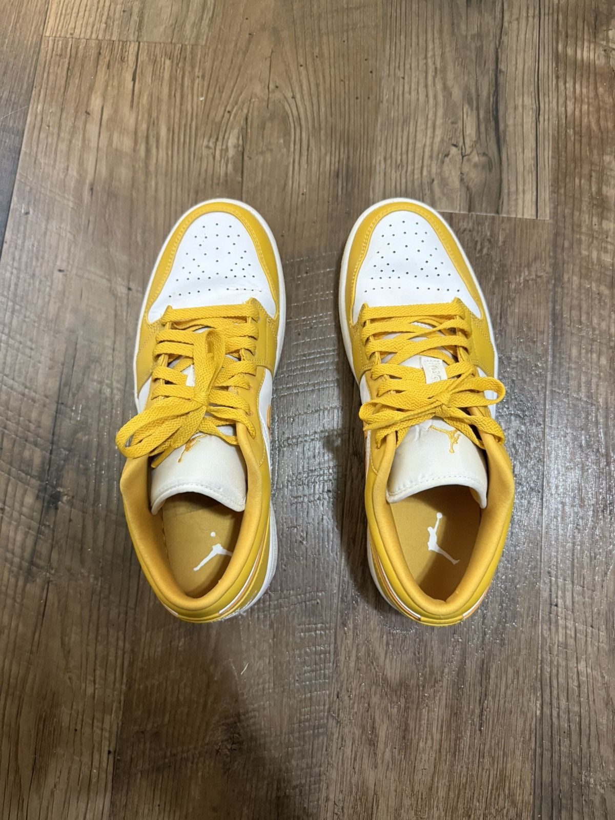 Jordan Brand Jordan 1 Low Pollen Size US 10.5 / EU 43-44 - 2 Thumbnail