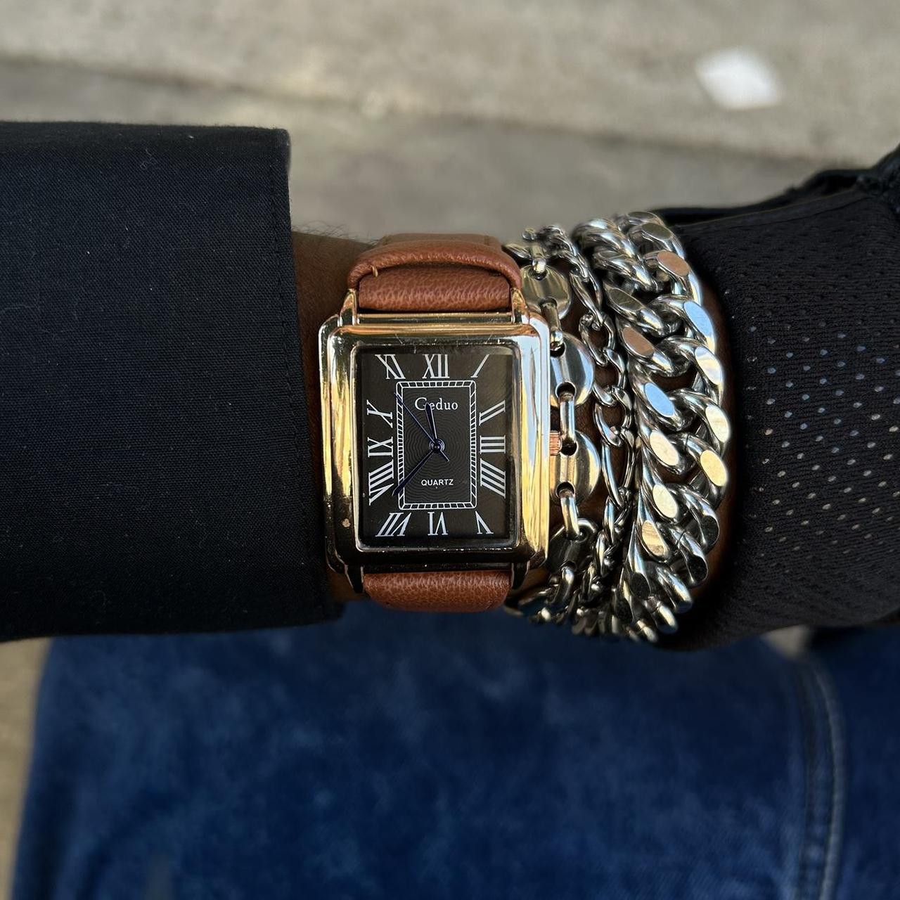 Japanese Brand × Vintage Vintage 2000s Style Rectangular Black Quartz Face Watch Size ONE SIZE - 2 Thumbnail
