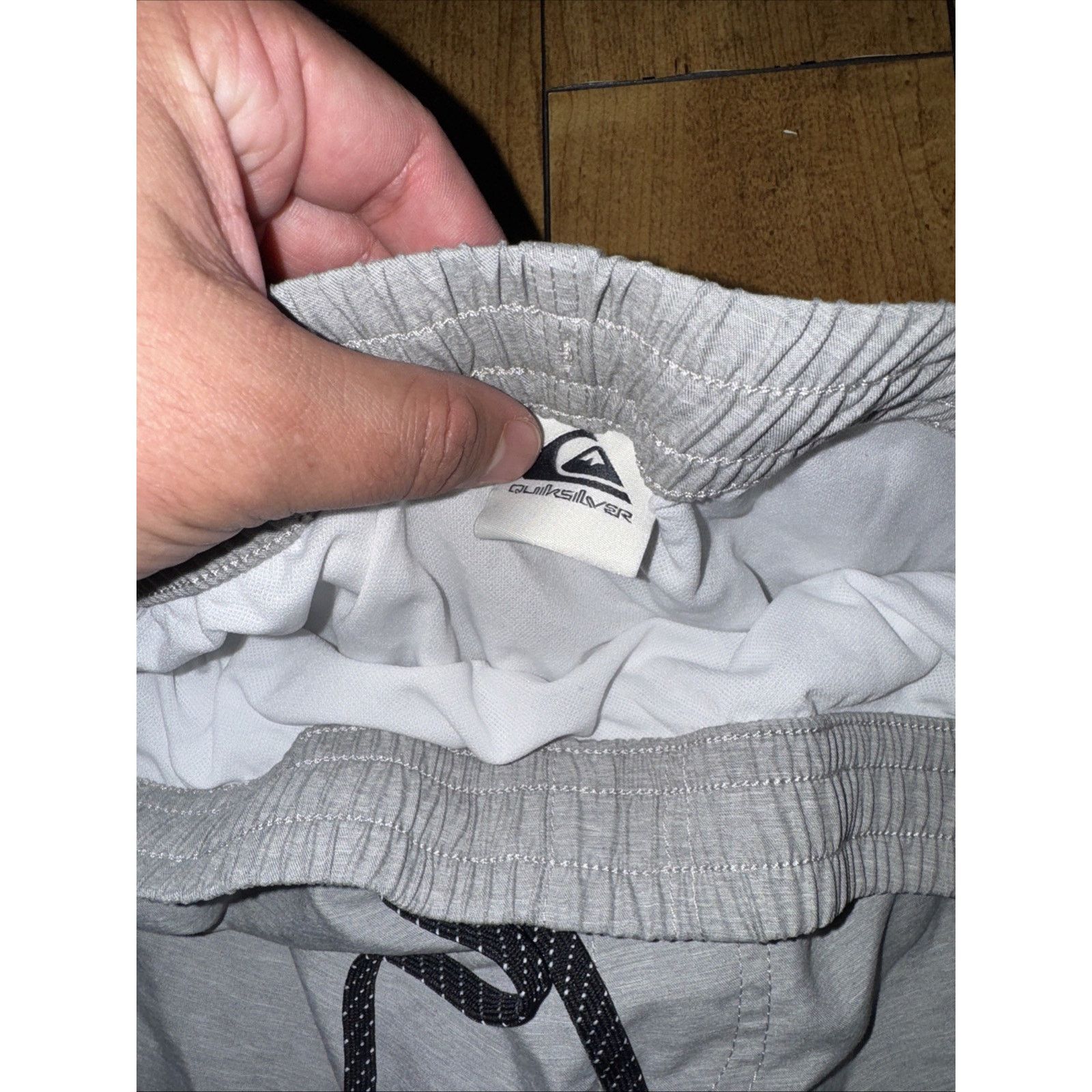 Quiksilver Quicksilver Lined Board Shorts Swim Trunks Grey M Size 28 Size US 28 / EU 44 - 4 Thumbnail