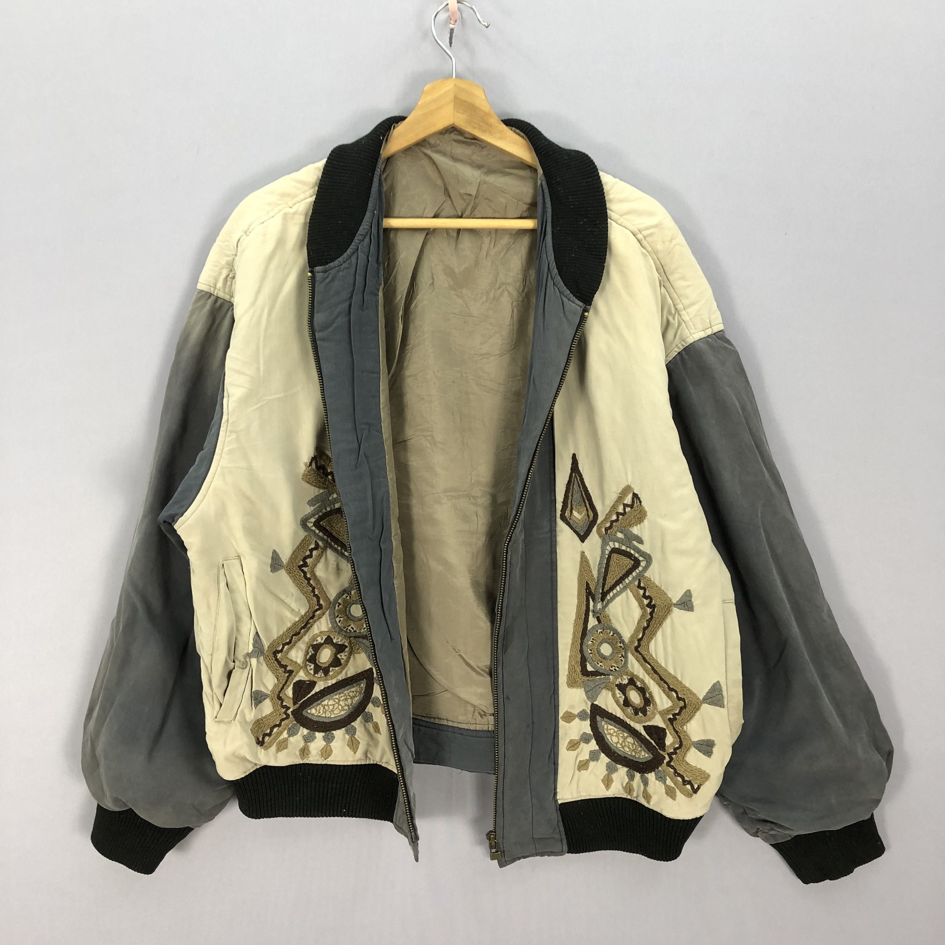 Vintage Vintage Santa Fe Bomber Jacket Pop Arts Varsity Jackets Size US L / EU 52-54 / 3 - 6 Thumbnail