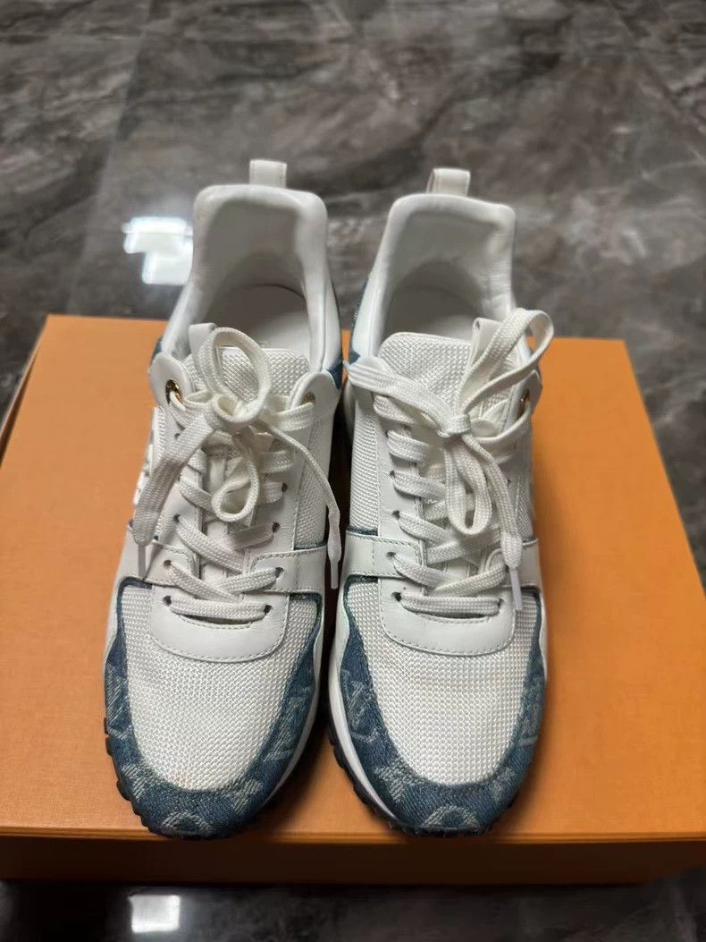 Other Louis Vuitton Blue runaway presbyopic sneakers Size US 5 / IT 35 - 2 Thumbnail