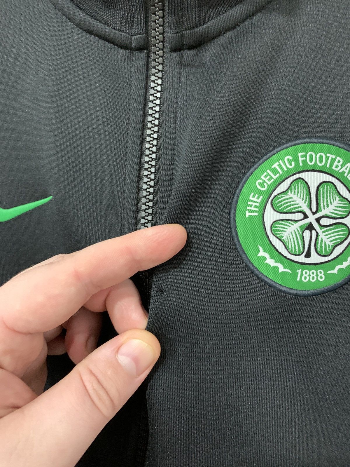 Nike Celtic Glasgow Full Zip Football Jacket Nike Soccer Retro Size US S / EU 44-46 / 1 - 5 Thumbnail