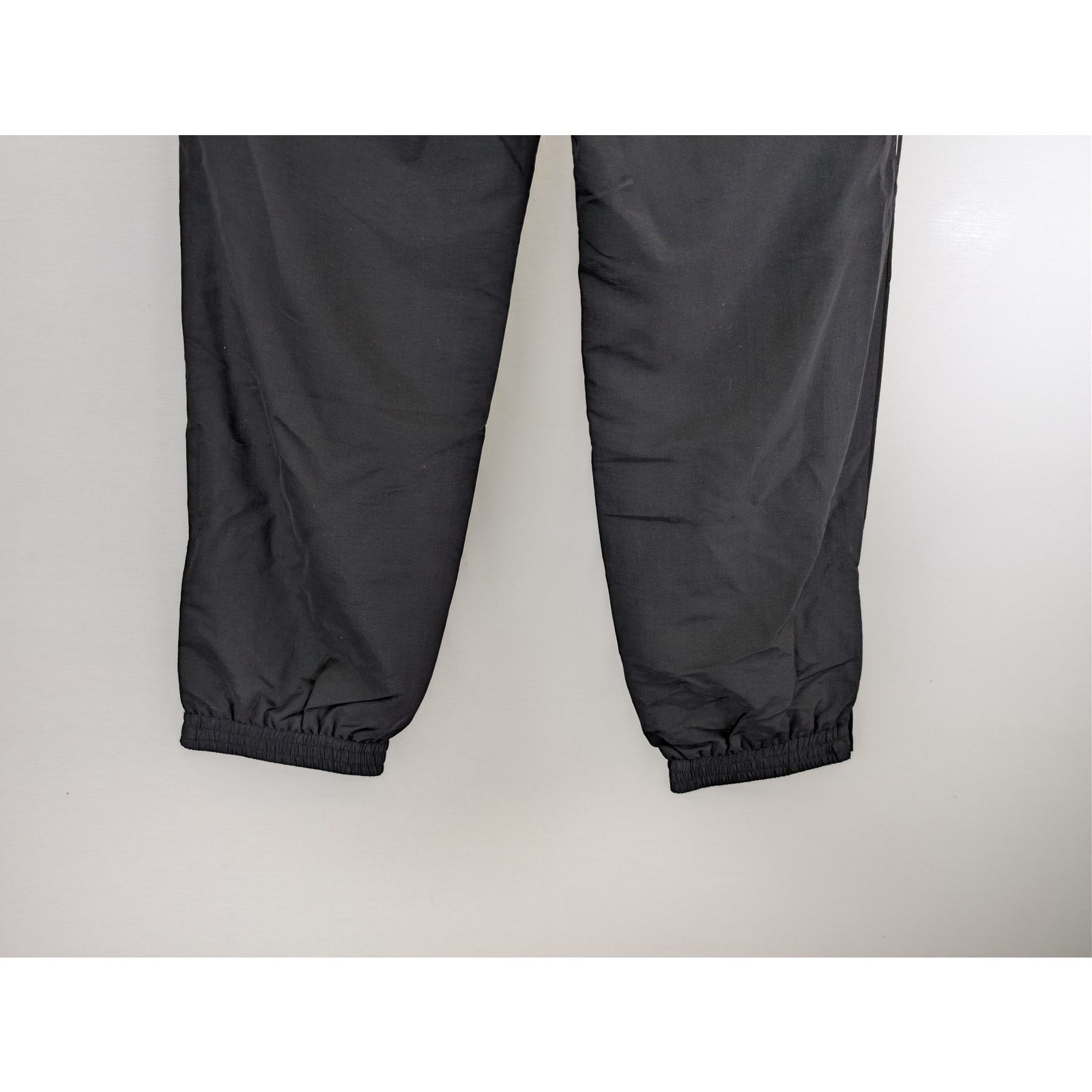 Balenciaga o1rshd1 Regular Tracksuit Pants in Black Size US 30 / EU 46 - 12 Thumbnail