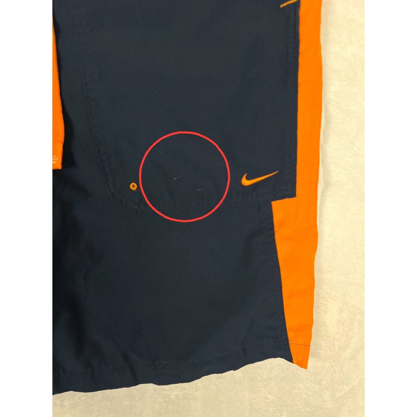 Nike VINTAGE Nike Swim Board Trunks L Men Blue Orange Y2K Surf Beach 90s Athleisure Trunks Mens Size US 33 - 4 Thumbnail
