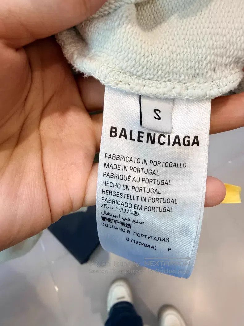 Balenciaga Balenciaga White Graffiti Zip-up Hoodie Size US S / EU 44-46 / 1 - 4 Thumbnail