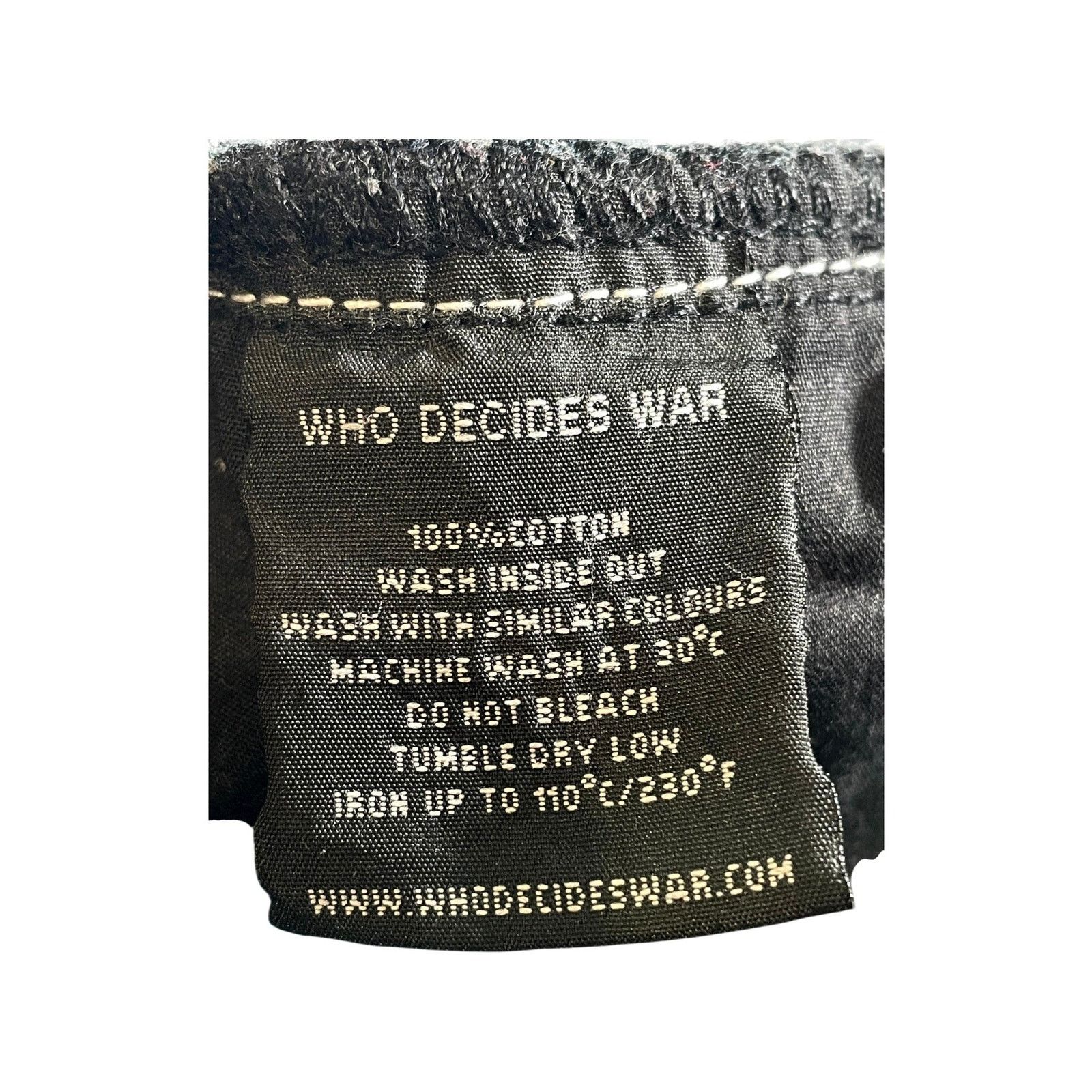 Who Decides War Who Decides War Flames Black & Red Jeans Size US 34 / EU 50 - 4 Thumbnail