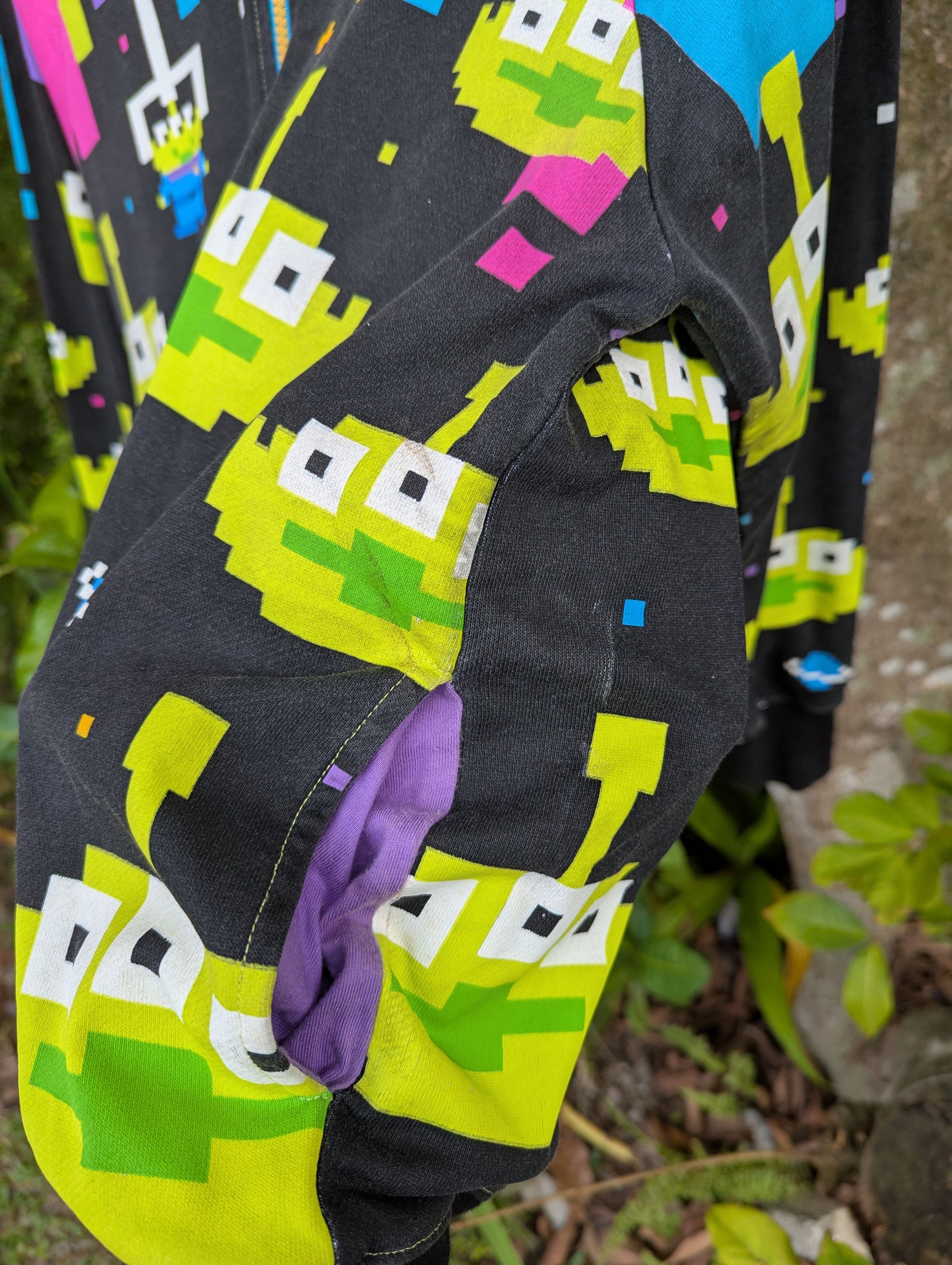 Disney Vintage Disney Resort Tokyo Toy Story Alien Zippered Hoodie Size US M / EU 48-50 / 2 - 4 Thumbnail