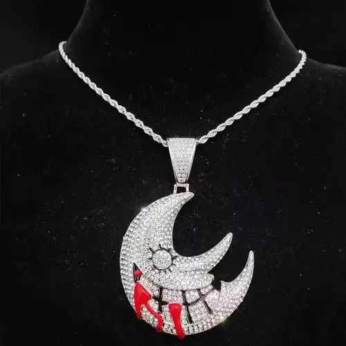 V::Room 18" Twisted Chain Moon Pendant Necklaces🔥🔥🔥 Size ONE SIZE - 1 Thumbnail