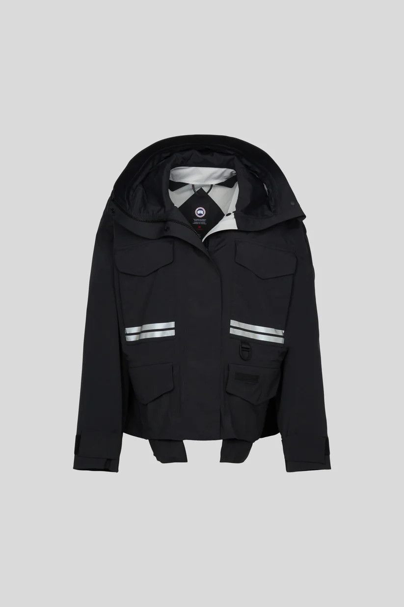 image of Canada Goose O1Mle0424 Snow Mantra Parka In Black, Women's (Size Medium)