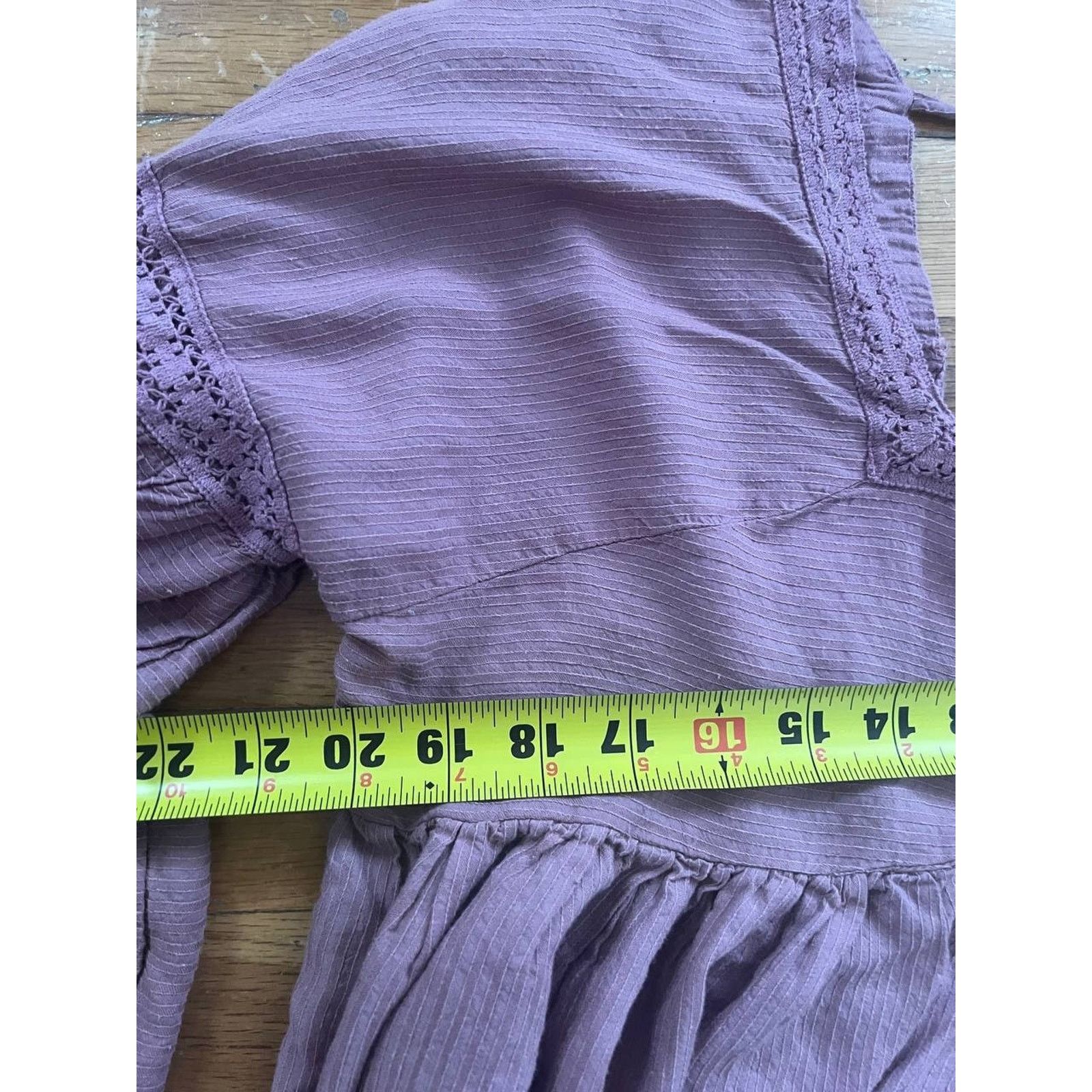 Urban Outfitters Urban OutFitters 3/4 Sleeve Izzy top Purple S-P A001535 Size S / US 4 / IT 40 - 4 Thumbnail