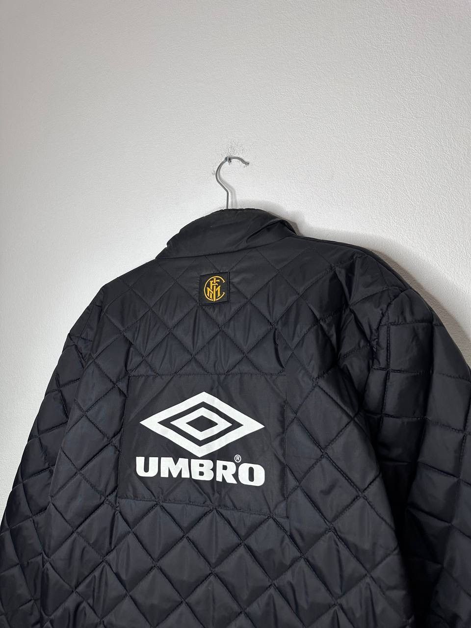 Umbro Umbro FC Inter Milan Soccer Quilted Jacket Black L Vintage Size US L / EU 52-54 / 3 - 14 Thumbnail