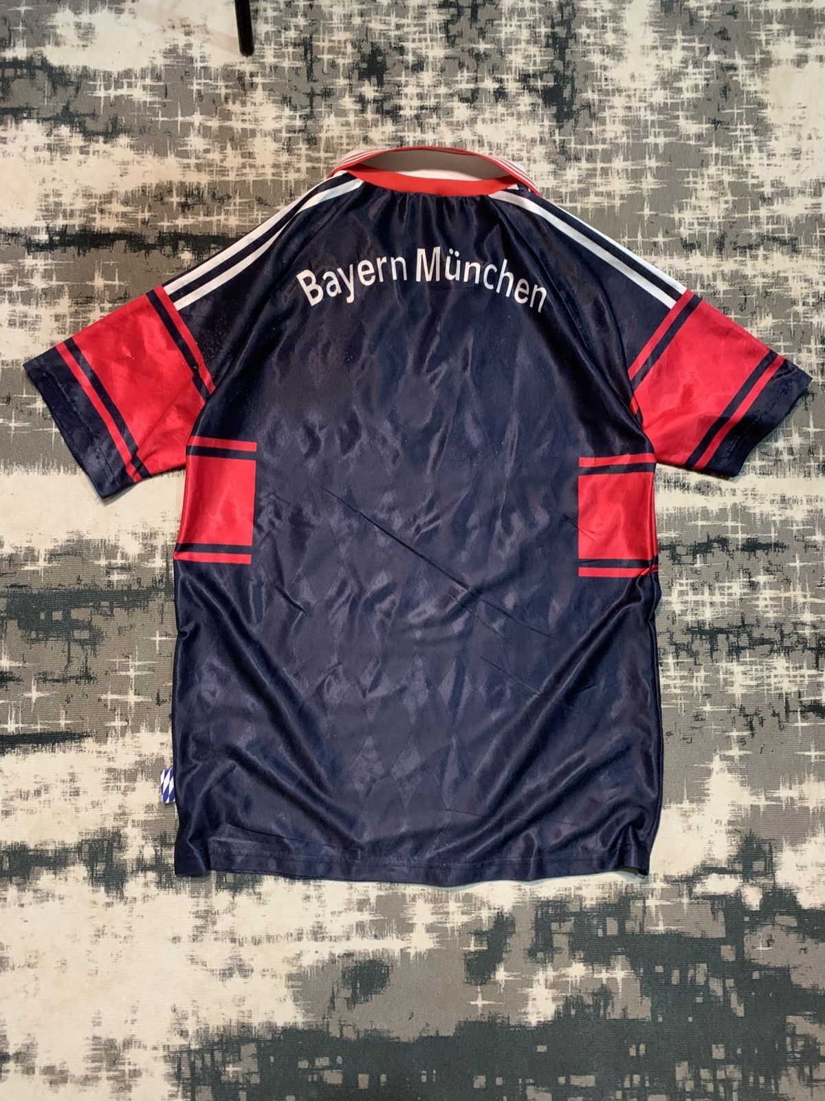 Adidas BAYERN MUNICH 1997 1998 HOME JERSEY ADIDAS RIZZITELLI Size US M / EU 48-50 / 2 - 7 Thumbnail