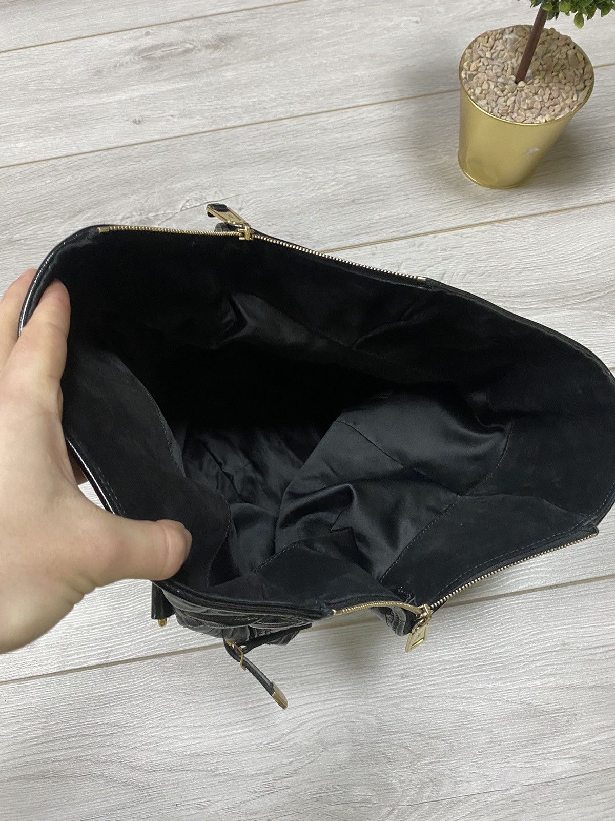 Yves Saint Laurent YSL Yves Saint Laurent Rive Gauche leather handle bag Size ONE SIZE - 9 Thumbnail