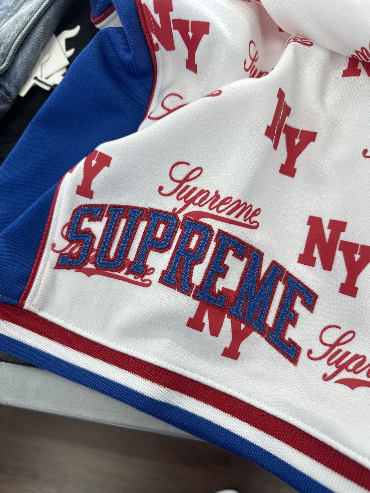 Supreme Supreme Mitchell & Ness Monogram Basketball Short White Size US 34 / EU 50 - 2 Thumbnail