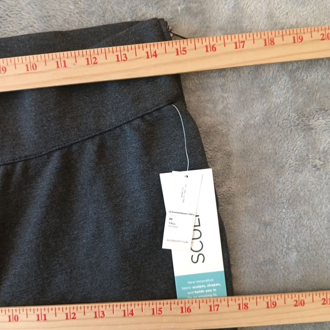 Old Navy Old Navy Womens Pants Skinny Ankle Gray M Tall Zipper Side Zip Stretch Elastic 30.5 Inseam 29 Waist Size 32" / US 10 / IT 46 - 3 Thumbnail