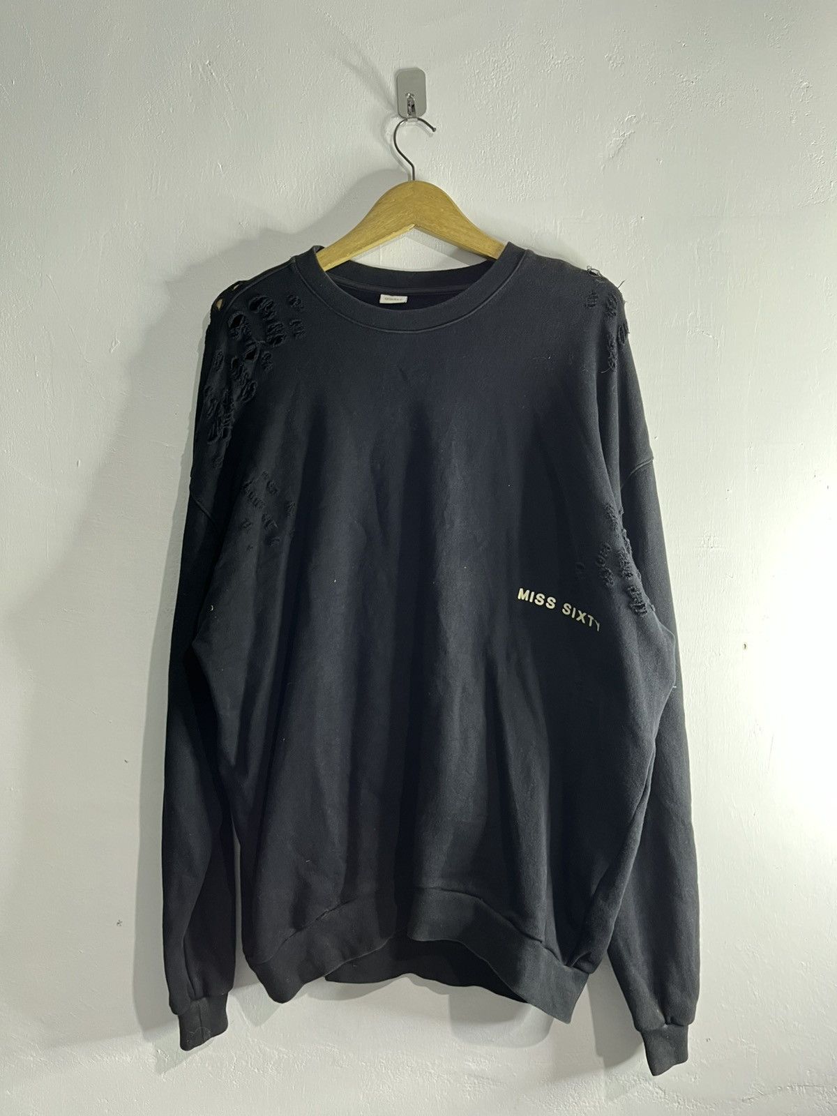 Miss Sixty 2000s miss sixty distressed sweatshirts Size XL / US 12-14 / IT 48-50 - 1 Thumbnail