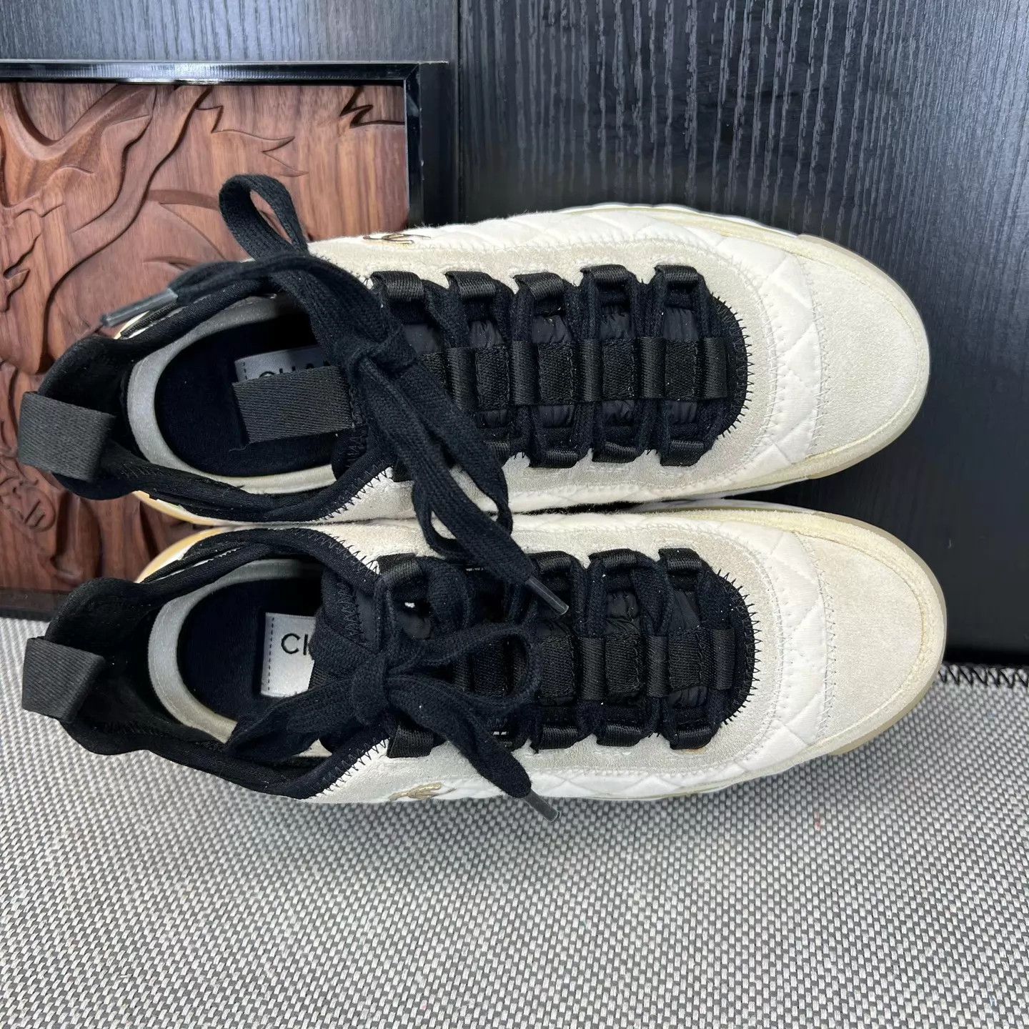 Chanel Chanel Suede Paneled Sneakers Women's 35.5 Size US 5 / IT 35 - 8 Thumbnail