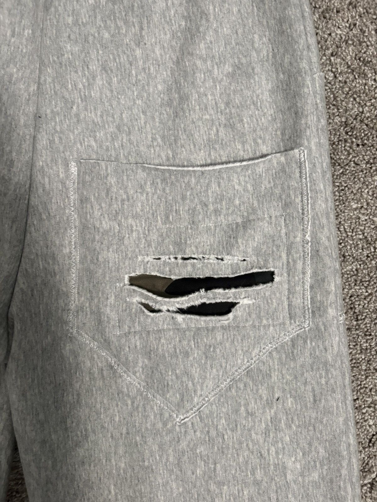 Other 1 of 1 Raw cut Grey/camo sweats Size US 32 / EU 48 - 5 Thumbnail
