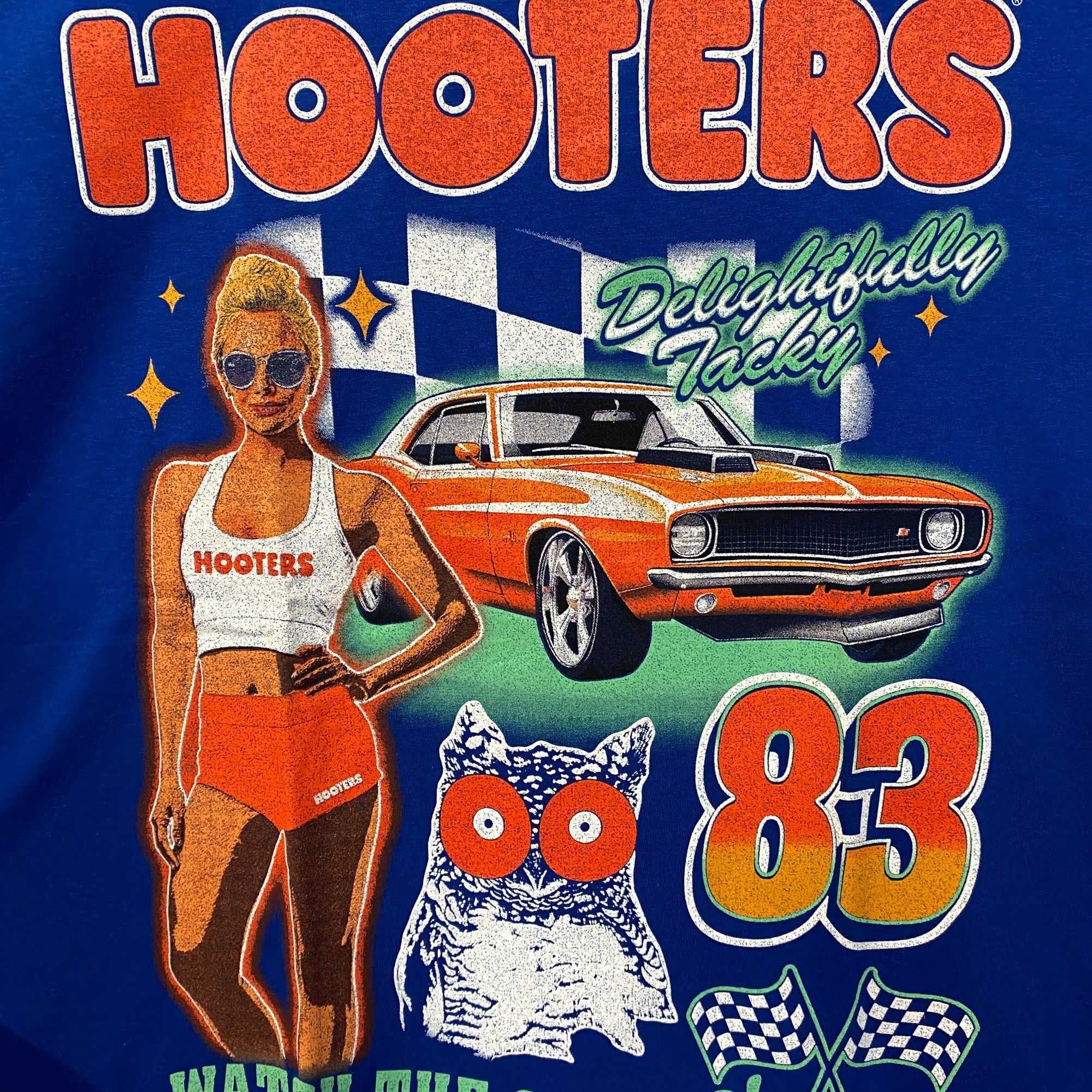 Other Hooters Delightfully Tacky Racing 83 Watch The Curves T-shir Size US XL / EU 56 / 4 - 2 Thumbnail