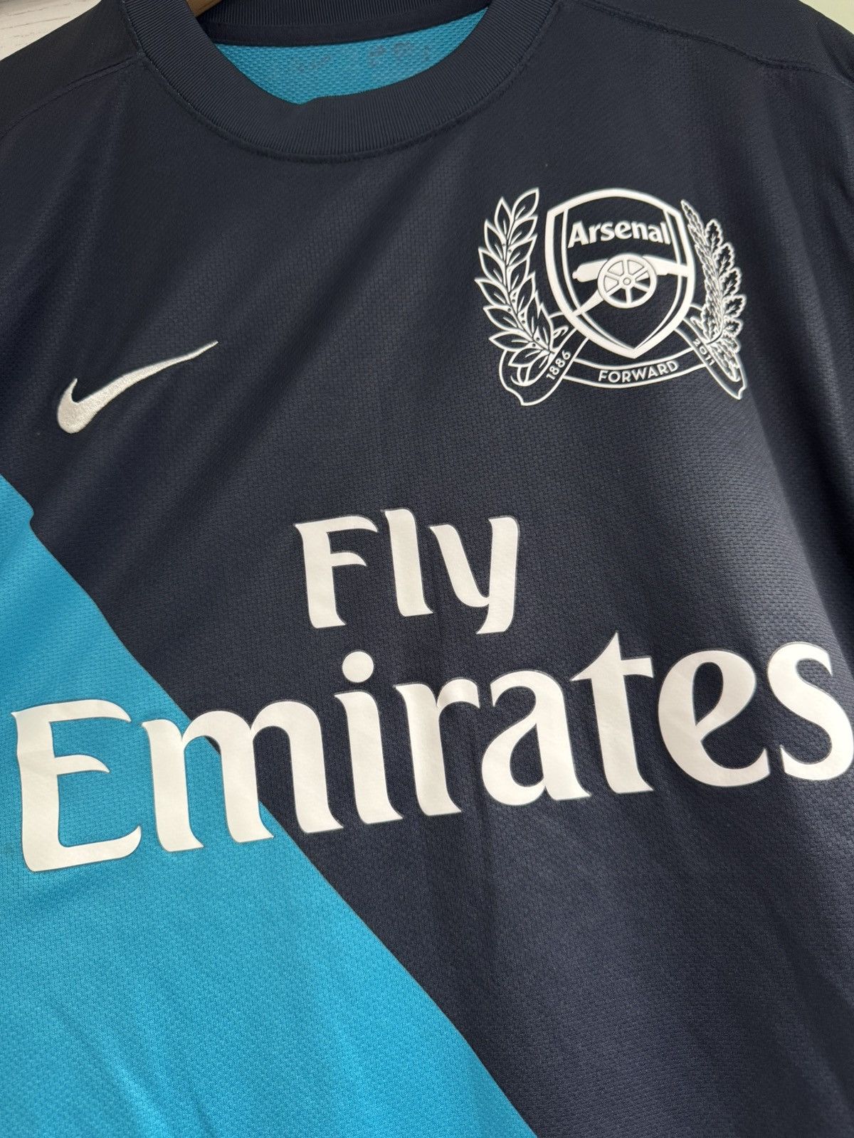 Nike Vermaelen #5 Arsenal 2011-2012 Away Soccer Jersey Kit Shirt Size US M / EU 48-50 / 2 - 8 Thumbnail