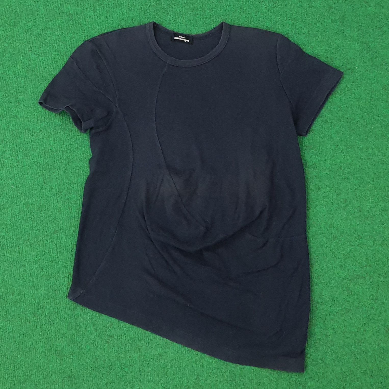 Tricot Comme des Garcons Vintage Tricot Comme Des Garcons Rare Tshirt C259N36 Size S / US 4 / IT 40 - 1 Thumbnail