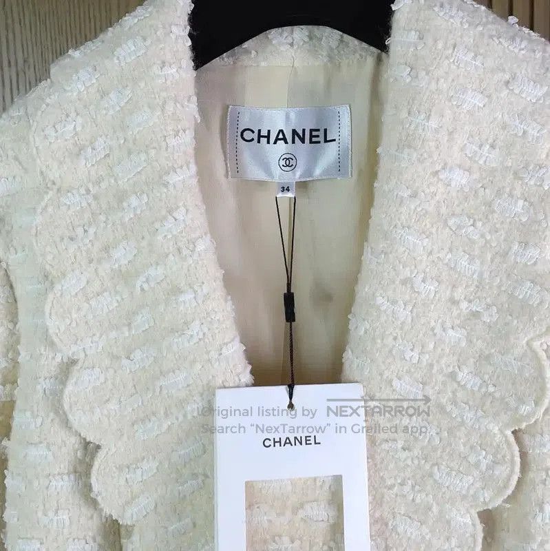 Chanel Chanel White Wool Blend Women's Jacket . Size S / US 4 / IT 40 - 6 Thumbnail