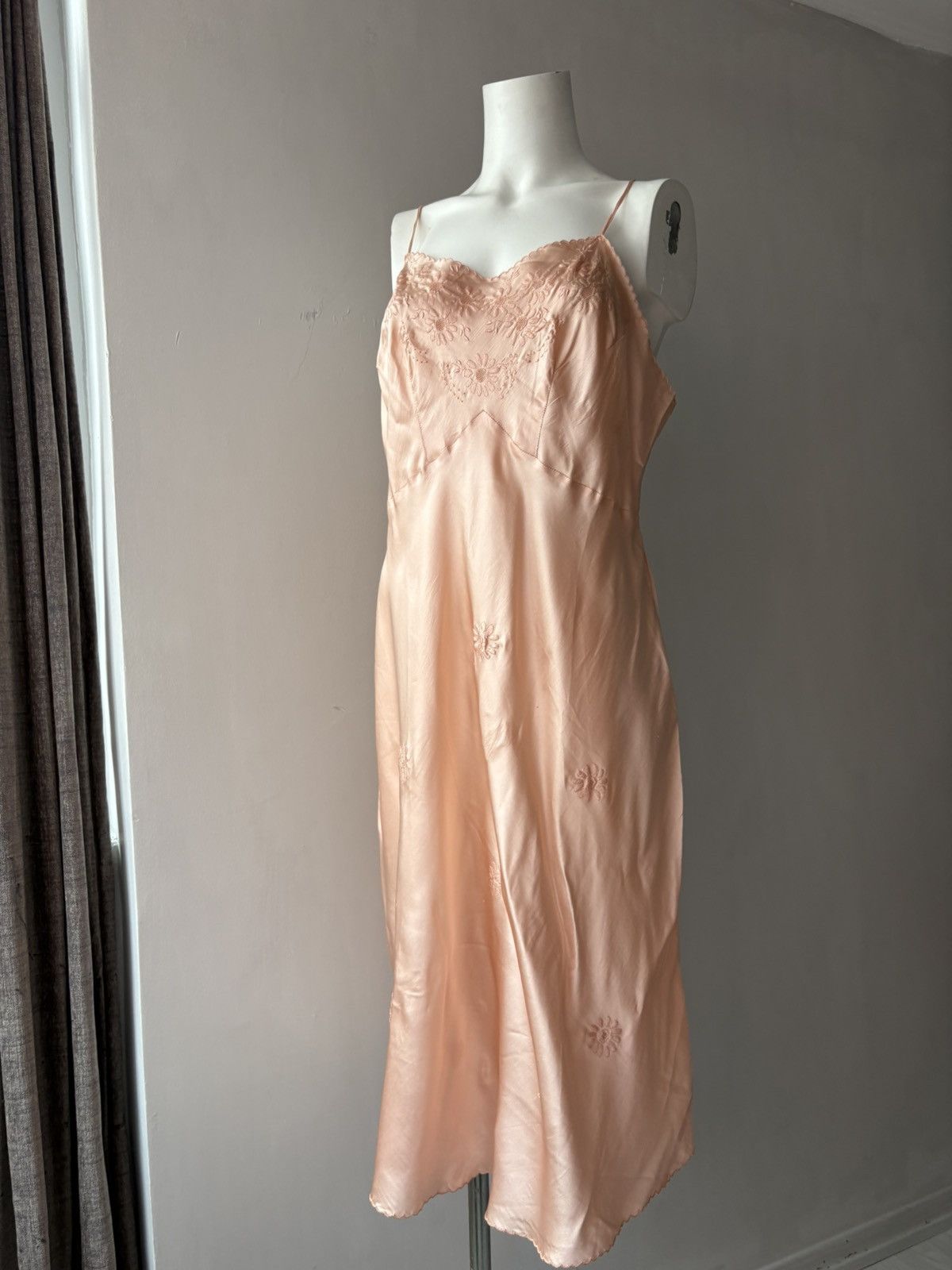 Vintage Vintage silk nightwear Size L / US 10 / IT 46 - 10 Thumbnail