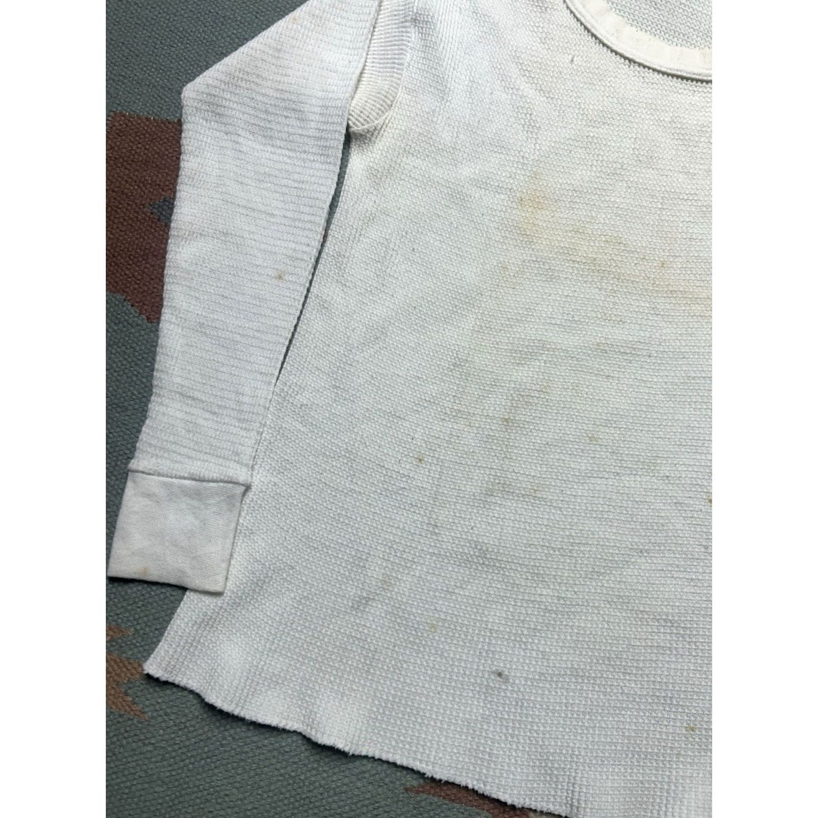 Vintage VINTAGE 70s 80s waffle knit thermal shirt blank white base layer women’s XL Shirt Womens XL White waffle knit thermal shirt Size XL / US 12-14 / IT 48-50 - 2 Thumbnail