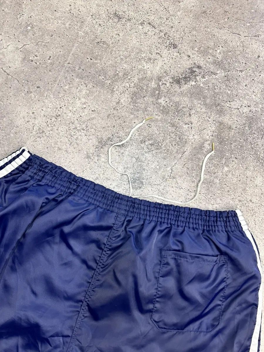 Adidas × Vintage Retro 70s Made In West Germany Adidas Red Nylon Shorts Size US 34 / EU 50 - 10 Thumbnail