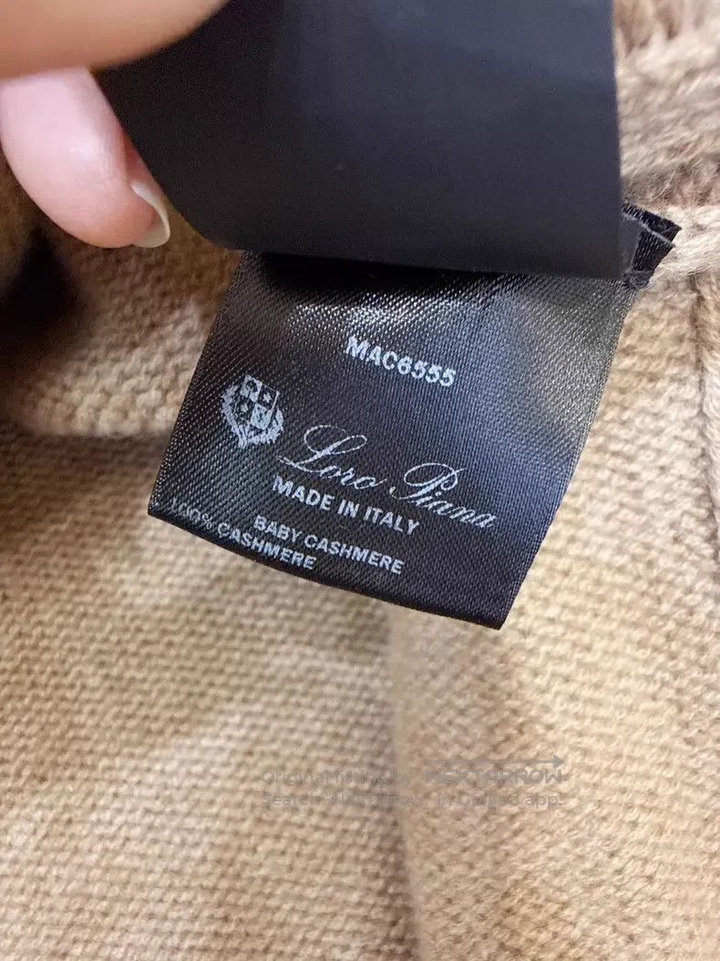 Loro Piana Loro Piana Baby cashmere camel turtleneck sweater Size S / US 4 / IT 40 - 7 Thumbnail