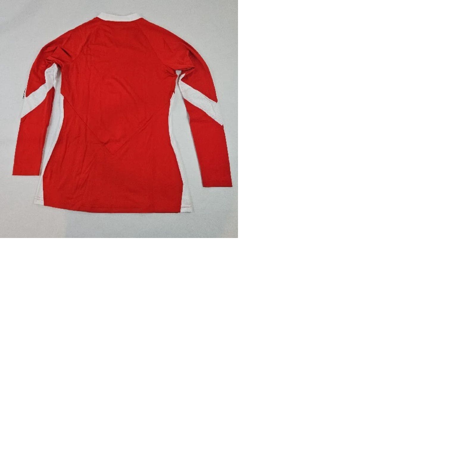 Under Armour Under Armour Volleyball T Shirt Women's S Red Long Sleeve HeatGear Fitted Size S / US 4 / IT 40 - 9 Thumbnail