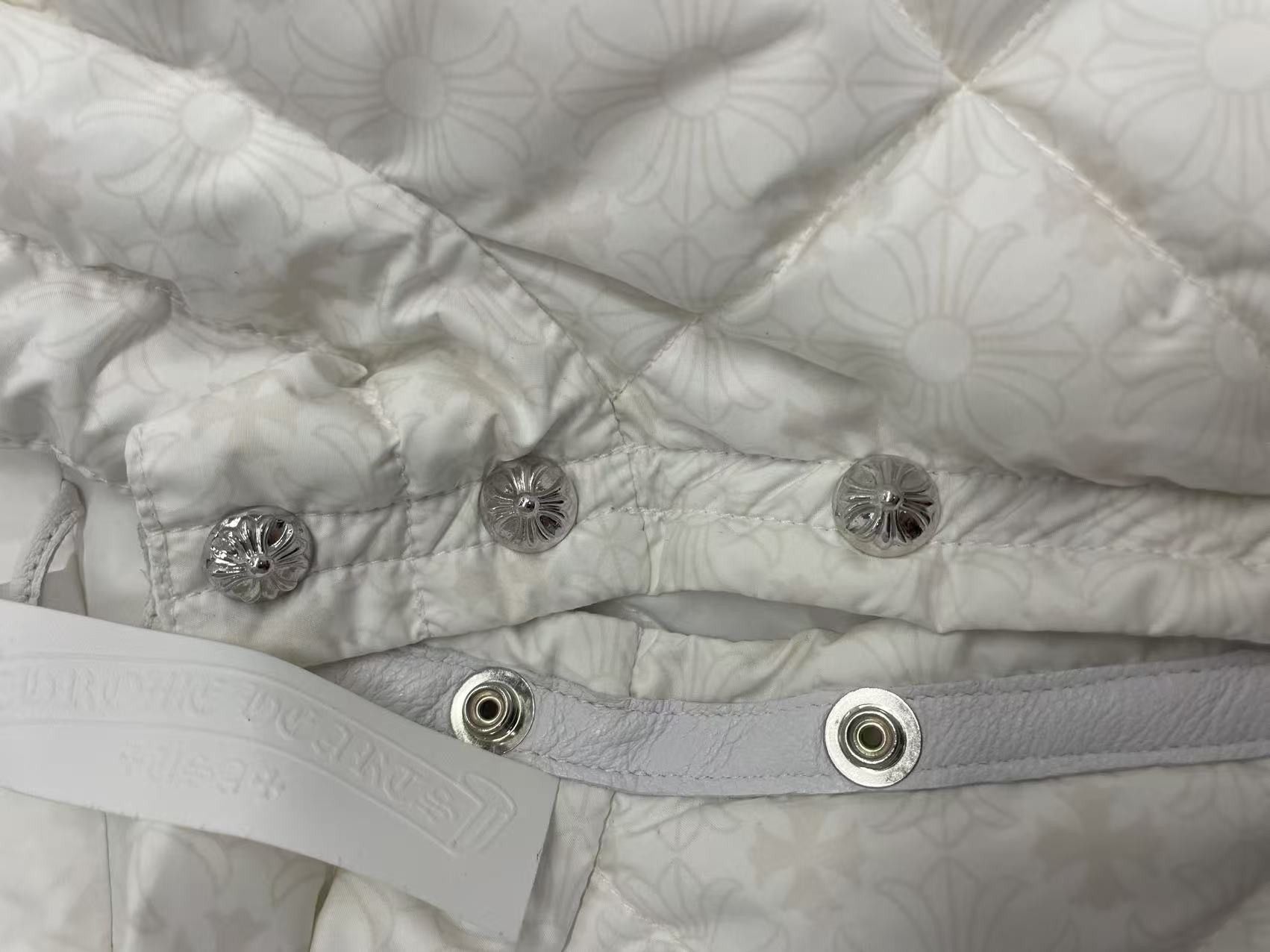 Chrome Hearts Chrome Hearts White Tonal Monogram Cross Quilted Puffer Vest Size XL / US 12-14 / IT 48-50 - 4 Thumbnail