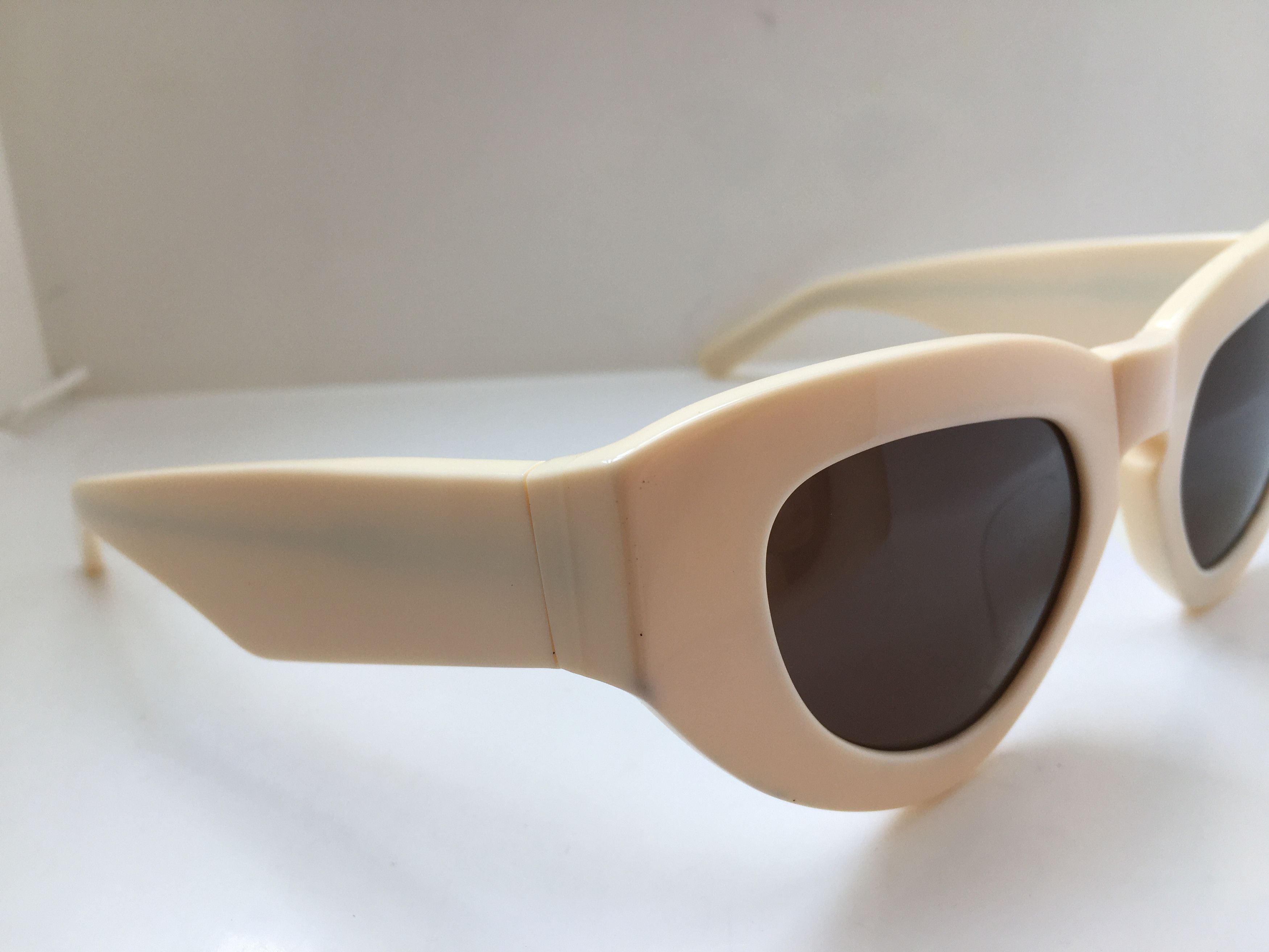 Grey Ant Handmade Acetate Grey Ant Cateye Sunglasses Frame Size ONE SIZE - 2 Thumbnail