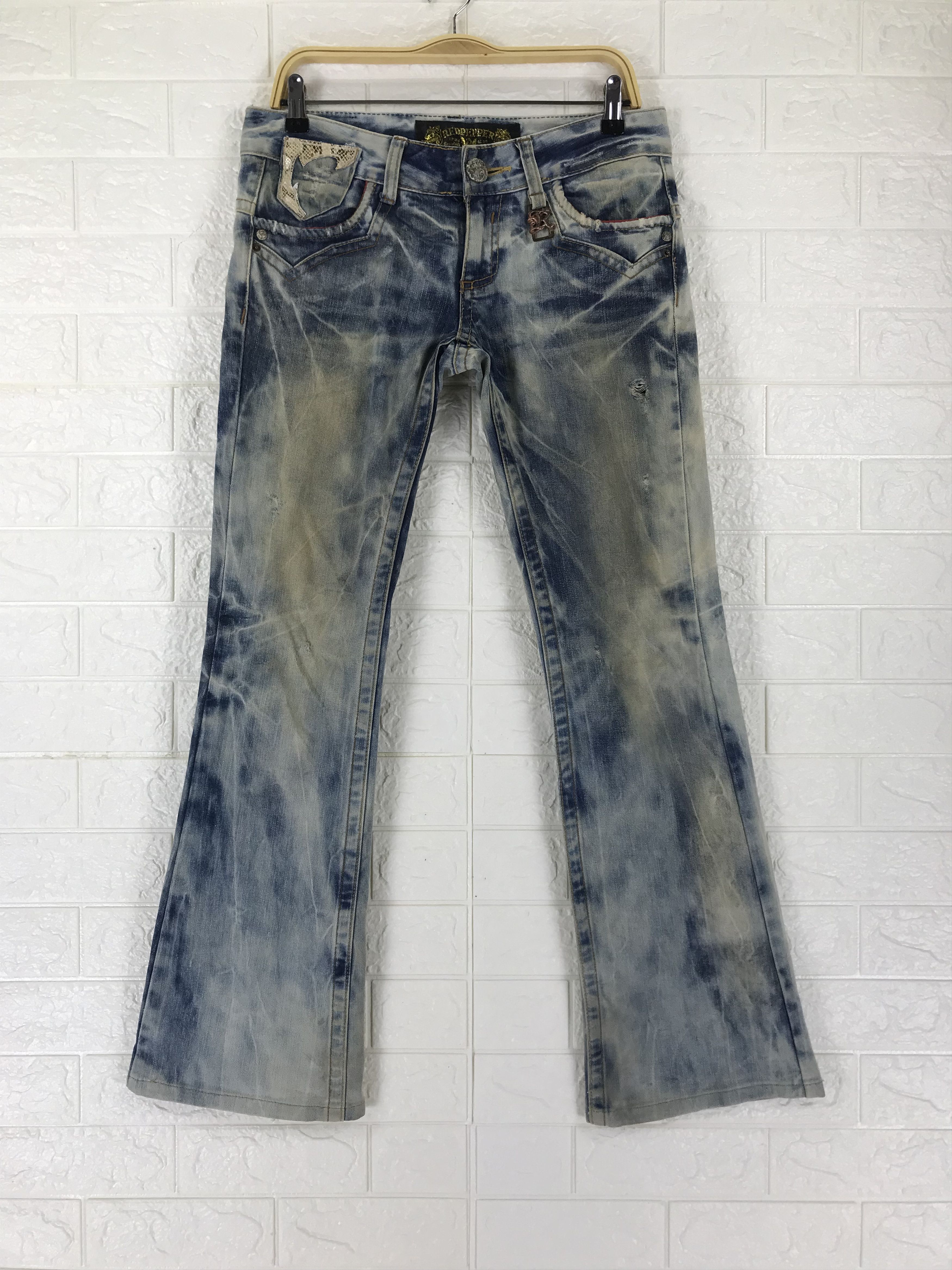 Japanese Brand Vintage Red Pepper Wings Embroidered Flare Jeans Size US 32 / EU 48 - 4 Thumbnail