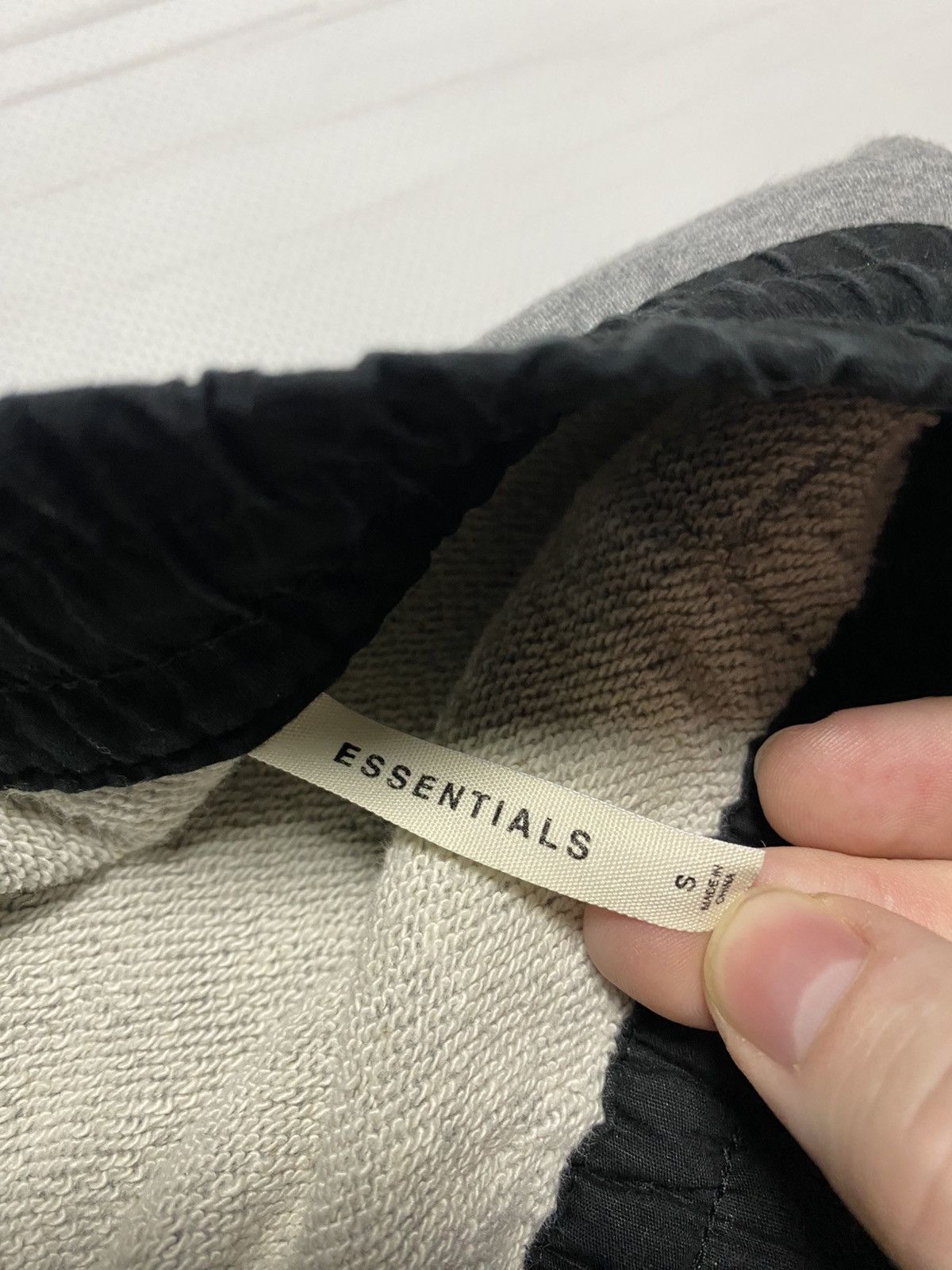 Essentials × FOG × Fear of God Essential Fear Of God FOG ankle zip sweatpants Size US 30 / EU 46 - 4 Thumbnail