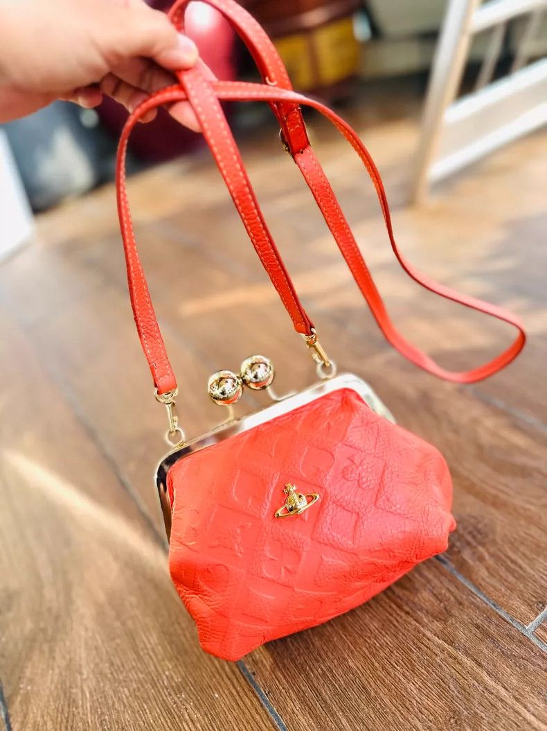 Vivienne Westwood Vivienne Westwood size os Classic gold ball embossed dumpli Size ONE SIZE - 1 Thumbnail