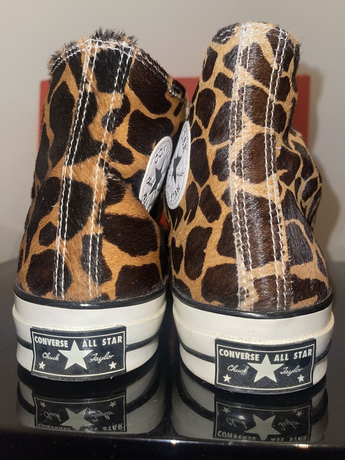 Converse RARE Giraffe Printed Fur Converse Size US 9.5 / EU 42-43 - 6 Thumbnail