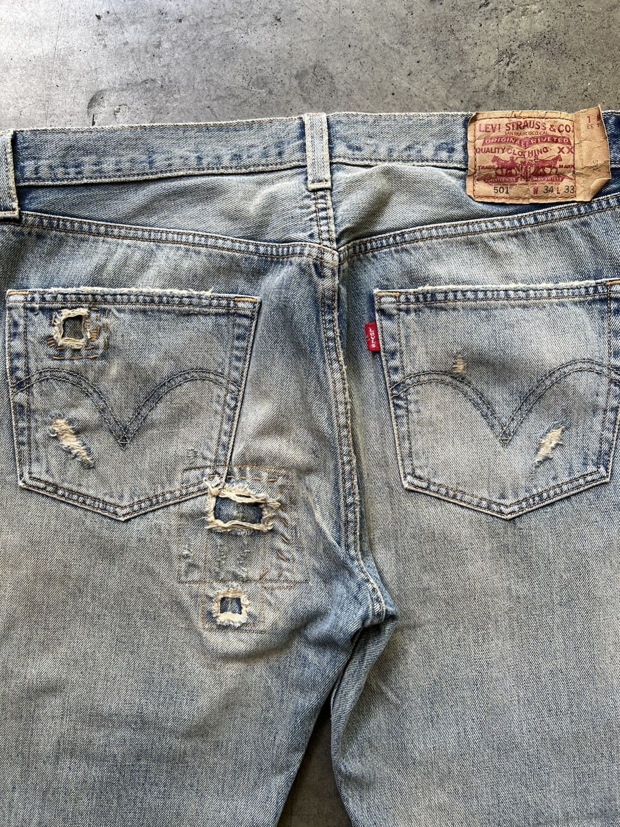 Levi's 2010 Levi’s 501 “Loved To Death” Denim Jeans Homer Campbell Size US 34 / EU 50 - 15 Thumbnail