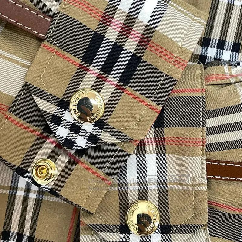 Burberry Burberry Khaki Cotton Ladies Jacket. Size L / US 10 / IT 46 - 8 Thumbnail